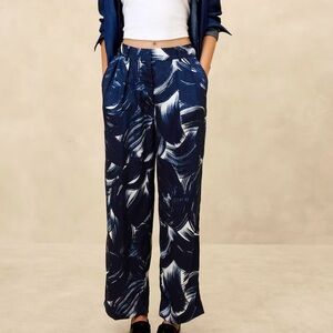 NWOT-Banana Republic Trouser Pants